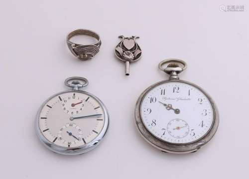 Lot four jewelery watch with a silver key, a silver