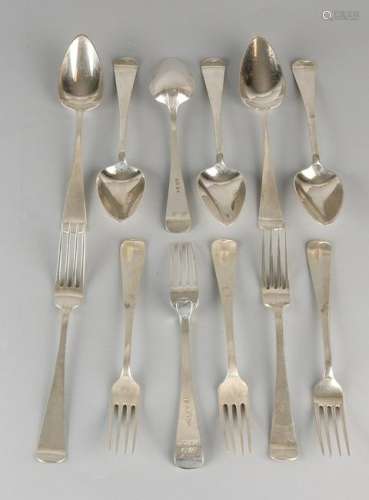 Lot to six silver spoons and forks six silver, 833/000,