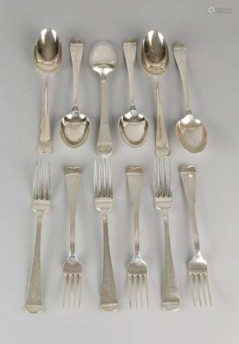 Lot silver with six spoons and forks 6, 833/000, 6