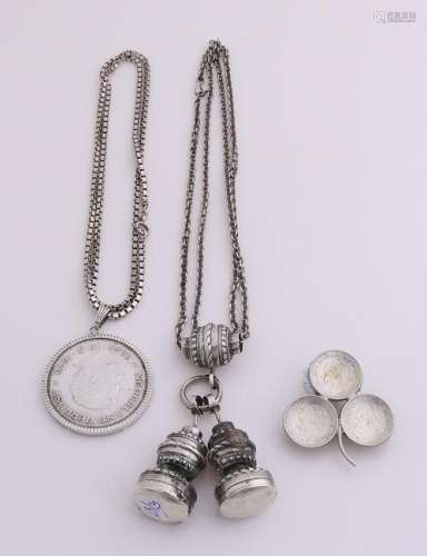 Lot silver jewelry with two necklaces, one venetian