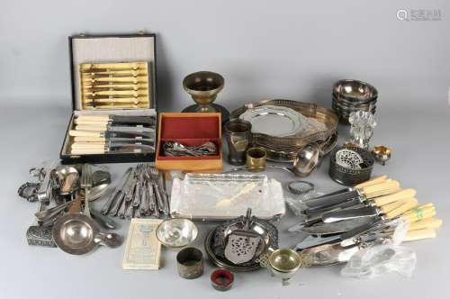 Large lot plated with various blades with handles,