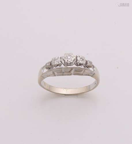 White gold ring, 585/000, split on the upper side,