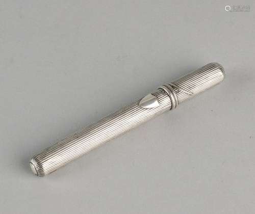 Antique 835/000 silver ribbed needle tube provided with