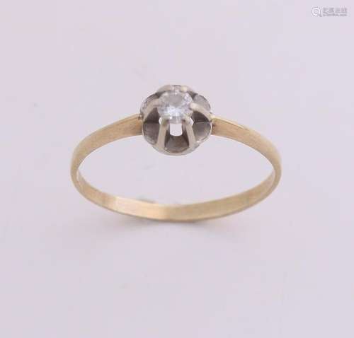 Yellow gold solitary ring, 585/000, with a white gold