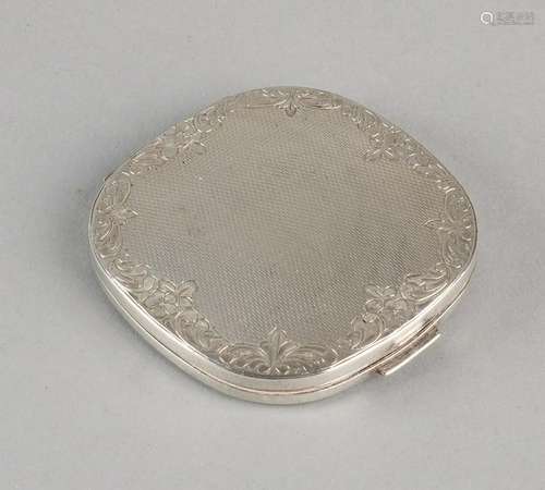 925/000 Silver powder box. Top of the honeycomb, in