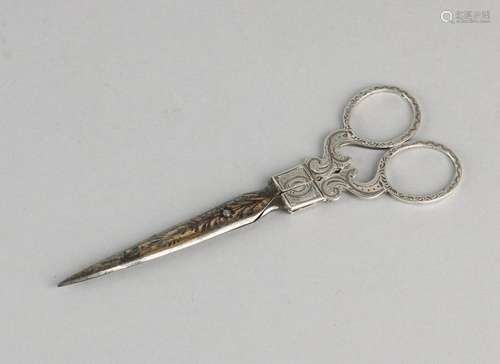 Special antique needlework scissors with iron sheets,