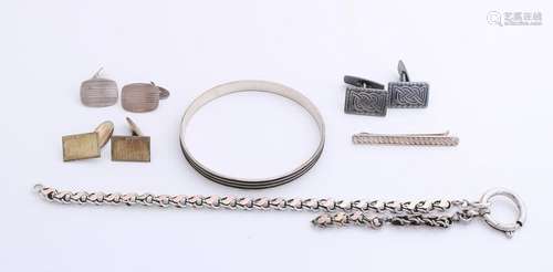 Lot silver jewelry with a ringing band inlay,