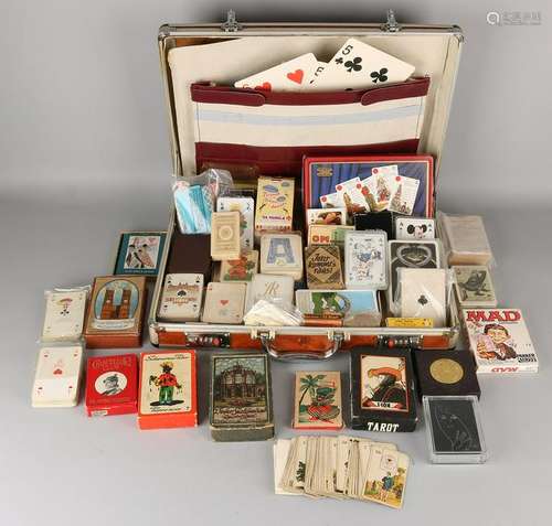 Collection of old playing cards in case. Divers. Among