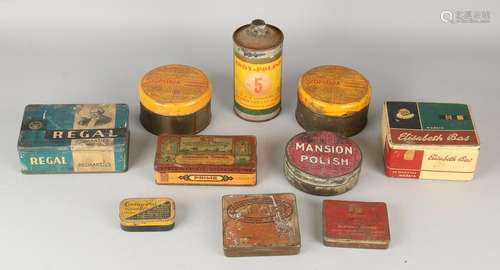 Lot old advertising tin. Divers Holland. 20th century.