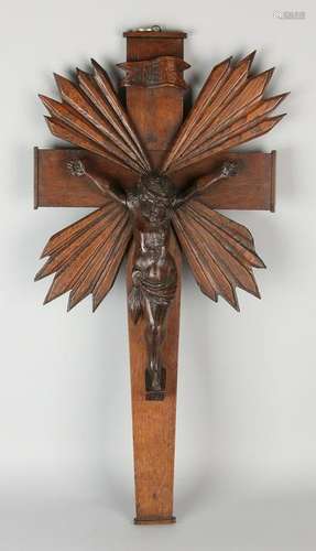 19th Century oak crucifix. Dimensions: 63 cm. In good