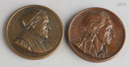 Two bronze medals: 1x bronze medal by F. Caunois with