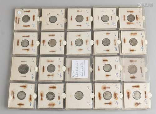 Lot 36 silver coins including several Dutch coins of 10