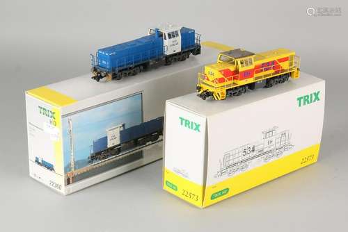 Two locomotives Trix H0: 1x 22360 Diesel Series 1500