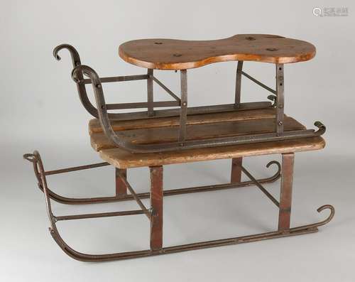 Two antique kindersledes. Metal / wood. Circa 1900 -