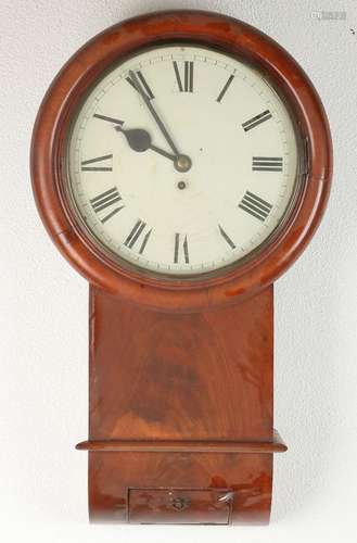 19th Century English mahogany pubklok with fusee.