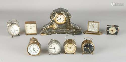 Nine old alarm clocks. Divers. 20th century. Size: 5-22