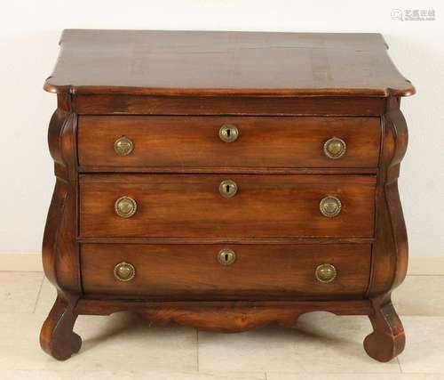 18th Century Baroque Dutch elm commode with ring