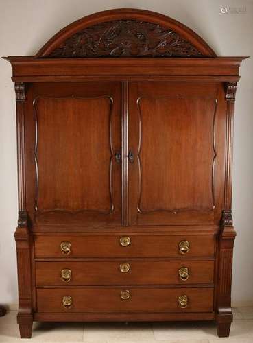 Drenthe antique cabinet of oak. Circa 1820. With brass