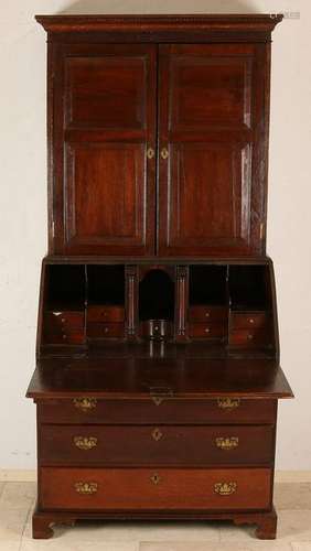 18th Century English oak desk deliberately and original