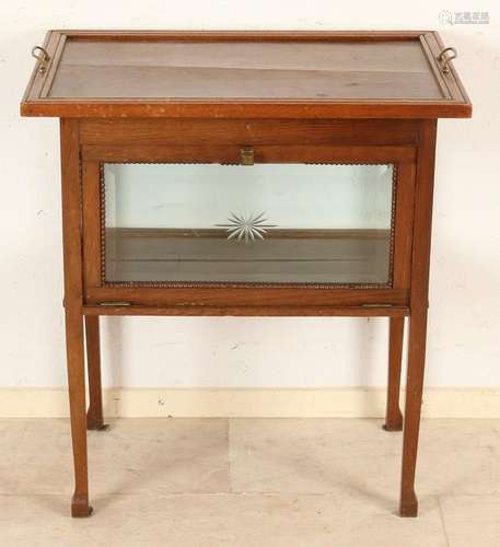 Antique oak tea box with faceted glass and removable