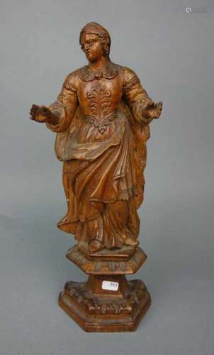 BAROCKE SKULPTUR / HEILIGENFIGUR: WEIBLICHE HEILIGE / baroque saint sculpture, Holz, dreiansichtig