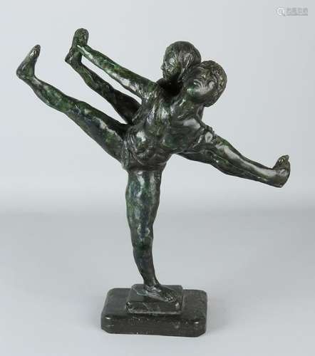 Bronze Fig. Two dancers. Signature A.A. 2002. Size: 37