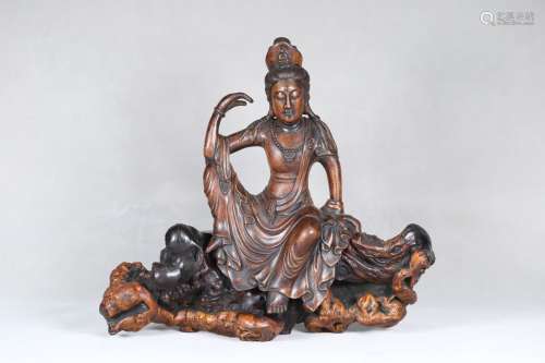 Late Qing dynasty chenxiang wood guanyin buddha