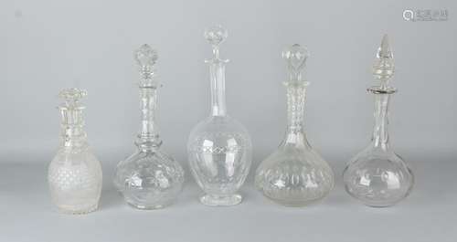 Five old / antique crystal decanters stop. Divers.