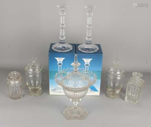 Lot divers old / antique glass / crystal. Comprising: