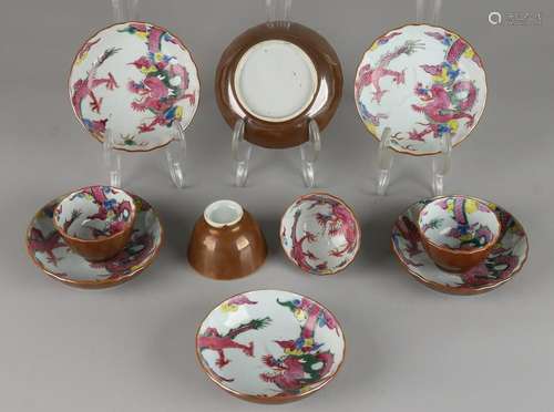 Lot 18th Century Chinese porcelain cups and saucers.