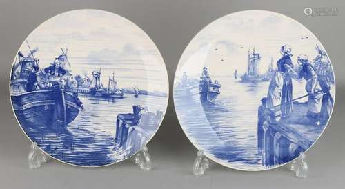 Two antique German Villeroy & Boch dishes for