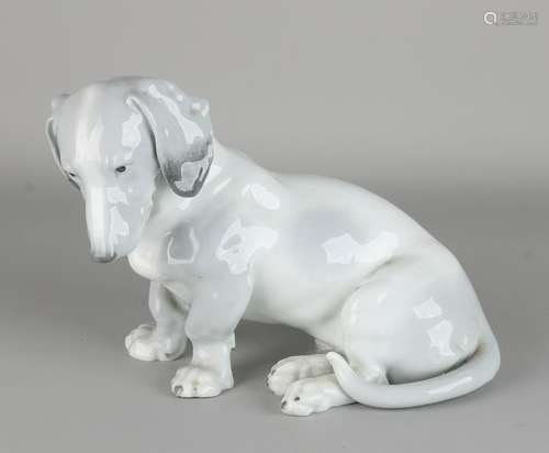 German E.N.S. porcelain dachshund, no. 187. Ernst