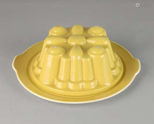 Art Deco ceramics Petrus Regout Maastricht pudding mold