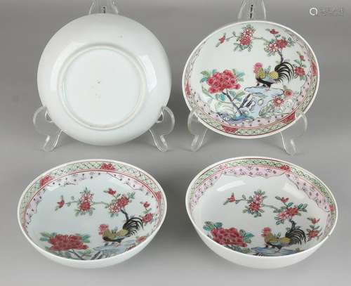 Four ancient Chinese porcelain bowls chicken with