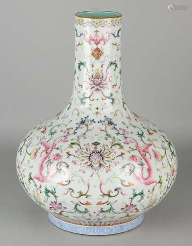 Beautiful old Chinese porcelain vase with floral Rose