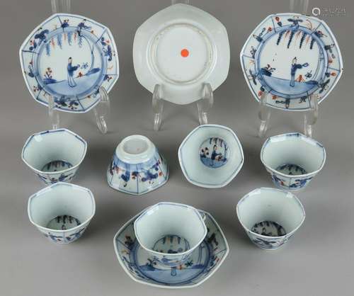 Lot 18th century Chinese porcelain cups and saucers