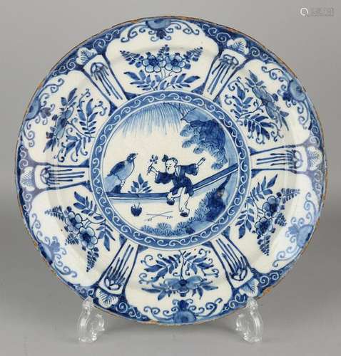 18th Century Fayence dish. Delft or Hanau. With zotje