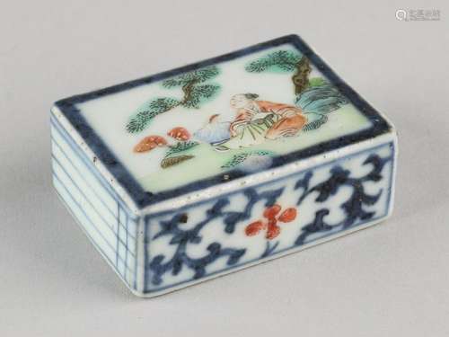 Antique Chinese porcelain Family Rose brushes pauses.