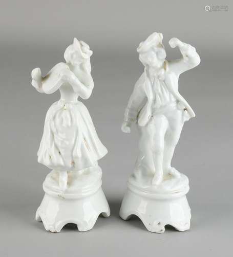 Two 18th - 19th century porcelain figures with