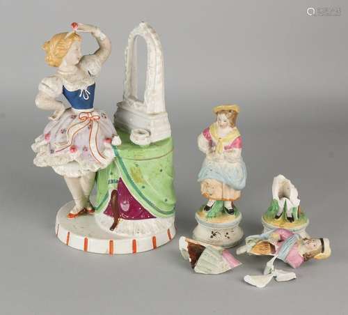 Three times antique porcelain. Consisting of: Two