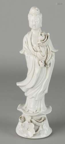 Ancient Chinese porcelain quan yin with bottom mark.