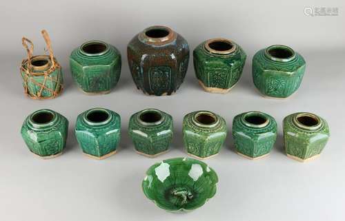 12x Ancient Chinese ceramics with green glaze.