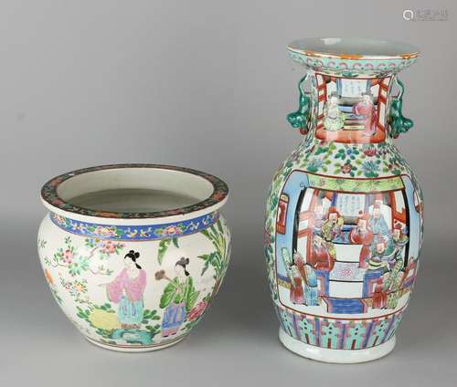 Twice ancient Chinese Family Rose porcelain with floral