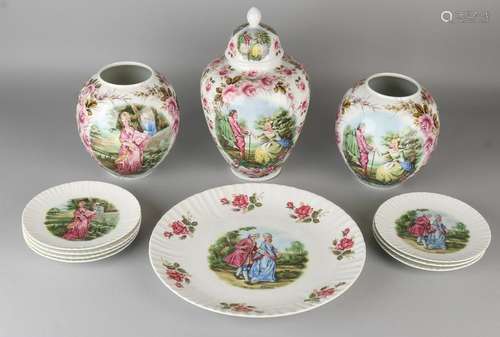 Lot Biedermeier-style porcelain. Royal Schwabap