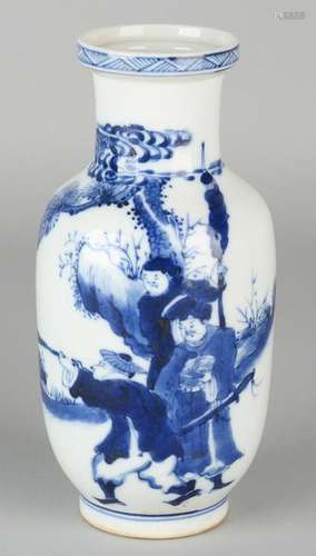 Old / antique Chinese porcelain vase with figures /