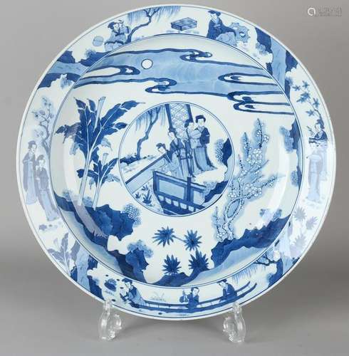 Big old Chinese porcelain decorative deep dish with