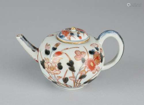 18th Century Chinese Imari porcelain teapot with floral