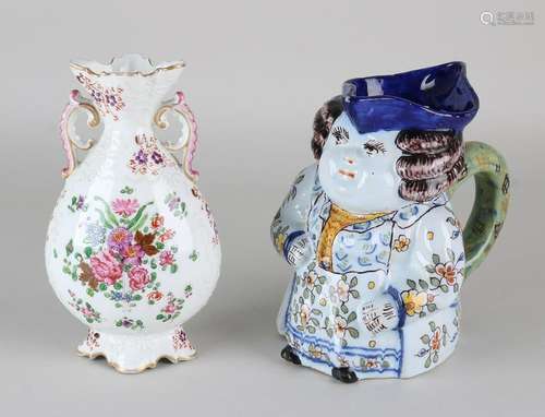 Twice ceramics. Comprising: Vaas, France, hairline,