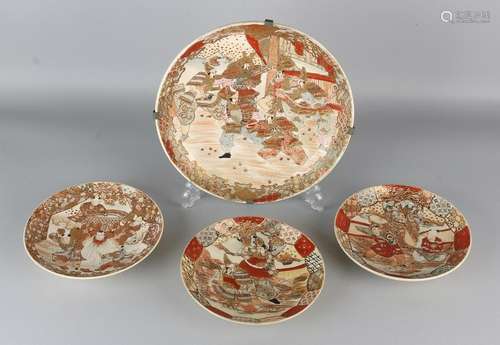 Four antique Japanese Satsuma ornamental plates with