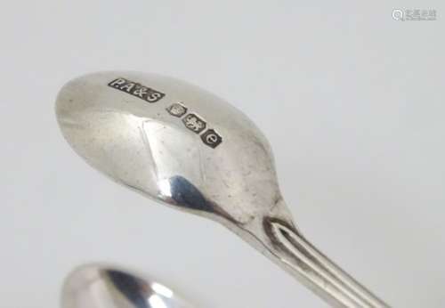 Silver sugar tongs Sheffield 1922 maker P Ashberry & Sons.